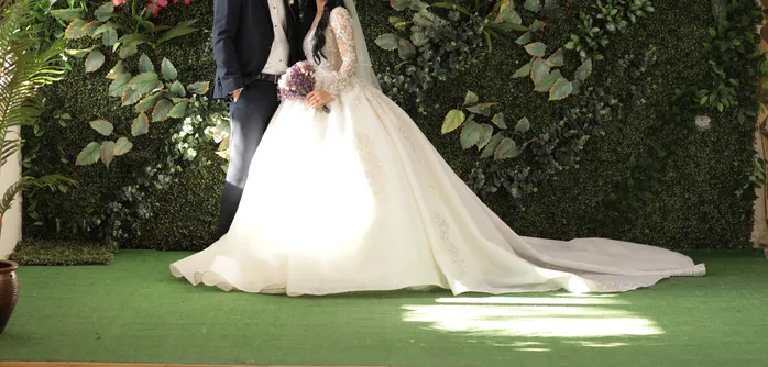 özel tasarım gelinlik