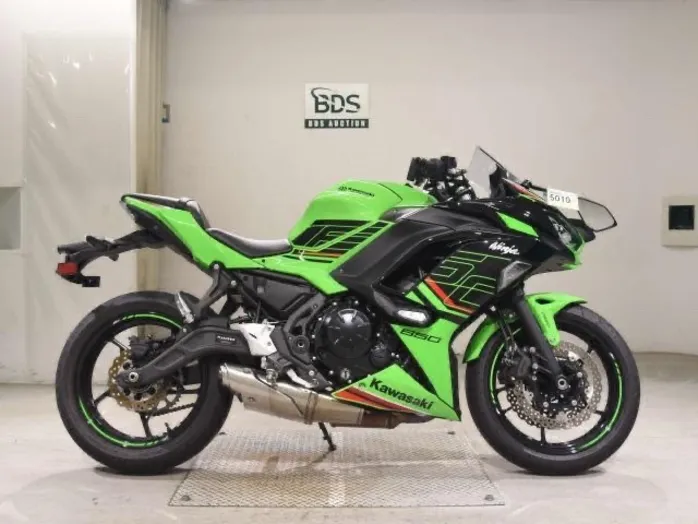 KAWASAKİ NİNJA 650